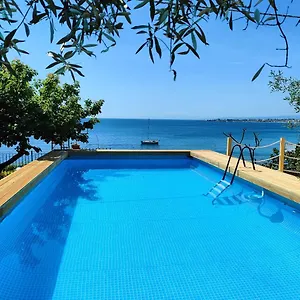 villa-degli-ulivi-taormina.taorminaitalyhotels.com/