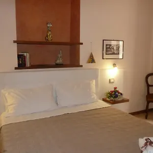 casa-vico-romano-2.taorminaitalyhotels.com/